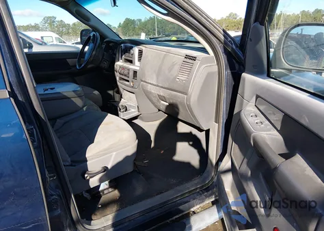 2007 Dodge Ram 1500 Slt/Trx4 Off Road/Sport z USA, uszkodzony, nr VIN 1D7HU18247S116759